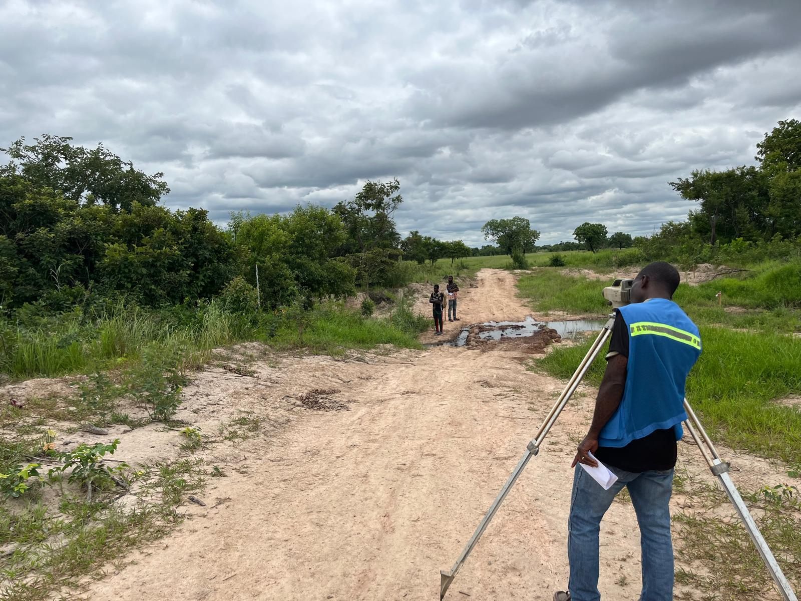 Site crew and plant coordination